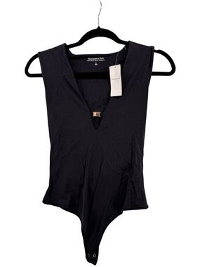 Abercrombie & Fitch Black V-Neck Bodysuit - Thong closure